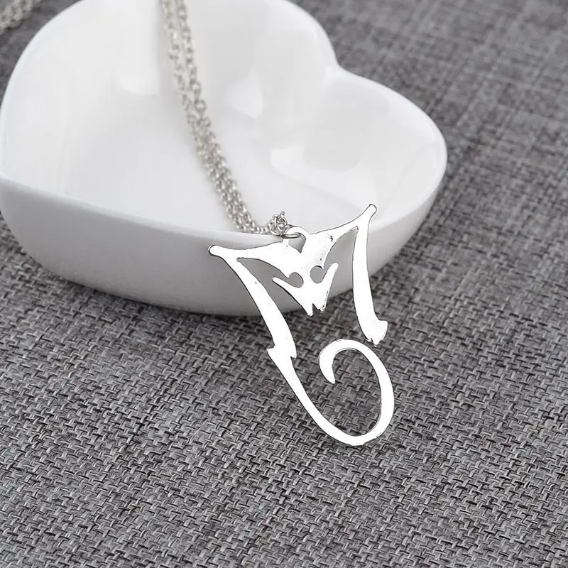 Necklace of International Supe - Anime Pendant Necklace recension och pris