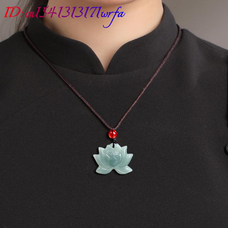 Myanmar Jadeite Lotus Pendant  - Necklaces recension och pris