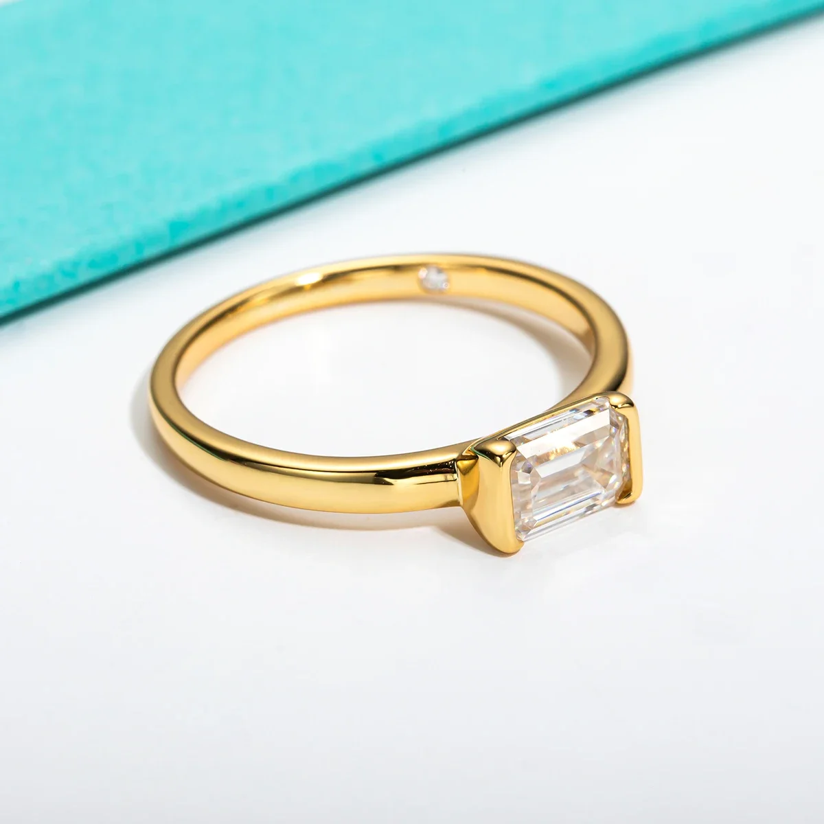 FCGJHW 1 Carat Emerald Cut D C - Moissanite Engagement Ring 1 Carat recension och pris